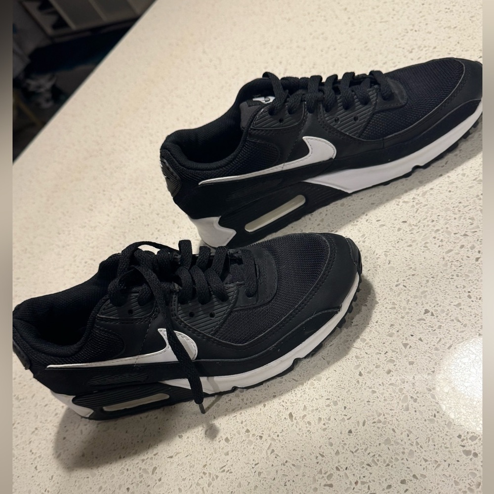Nike Air Max 90 Black White OG Retro Women’s Size 8.5